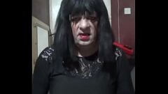 Redare Sissy Crossdressers pentru prima dată cu sex anal și mașină de masturbare