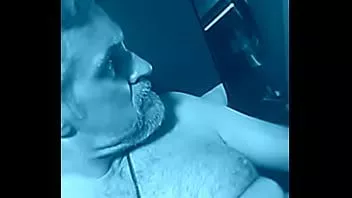 Abspielen Schwuler masturbiert, vielen Dank an alle Monsterschwänze