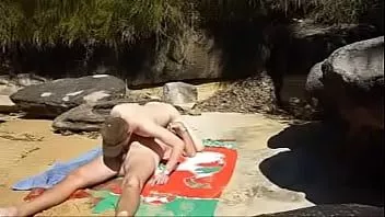 play Gay Beach 69- Nat und Leong haben Spaß am Strand