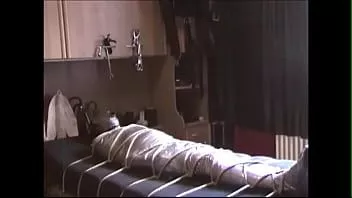 play 013 robienie mojej mumifikacji taśmy