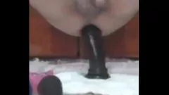 Reproduzir Montando um pau grande e grosso até que uma rosa floresça: um encontro gay amador