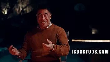 चलाएँ एक bj . के साथ पिताजी के कंधे की मोच को ठीक करना