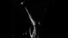 播放 Thunder999的激烈BDSM会话：打屁股和暂停