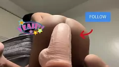 play Geheime schwule Begegnungen: Petite Slut sehnt sich nach großem Schwanz