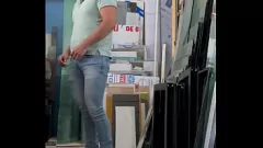 play 热墨西哥同性恋脱衣舞娘在工作中顽皮