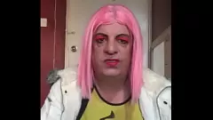 play Videoclipul amator provocator de amatori Bisexual Crossdresser: urâții recunosc că vor să mă ia dracu '