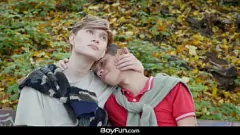Reproducir Novios colombianos cachondos Andy Reyes & Angel Rivers en Raw Gay Twink Sexo