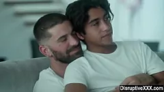 Odtwórz Starszy kochanek deflowers Young Twink's Tight Virgin Ass w homoseksualnym porno