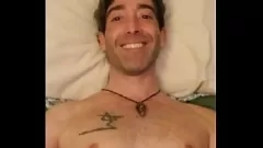 Odtwórz Gorący amator drażni swojego twardego kutasa dla Twojej przyjemności - Max Shenanigans