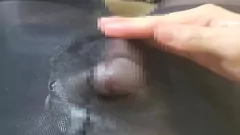 播放 变态受虐男孩穿内裤在大鸡巴上涂乳液自慰