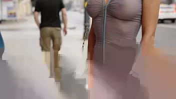 播放 这件透明连身衣适合我的休闲装吗？