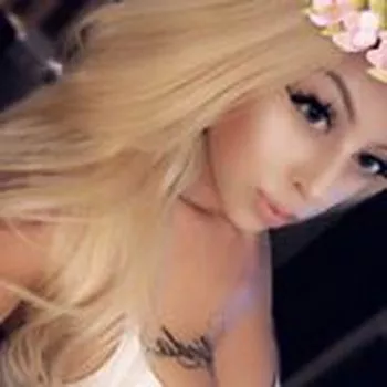 Pornostar Nadia Love