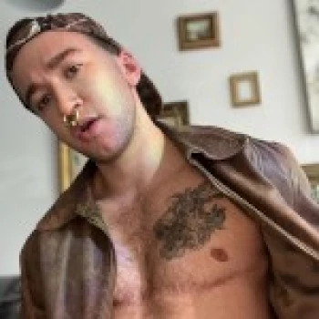 Pornostar Ari Koyote